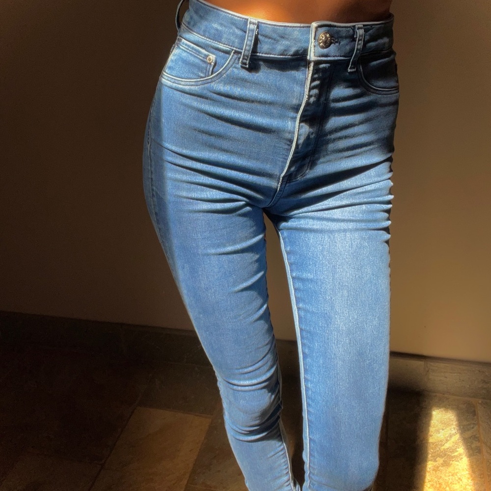 H&M High Rise Dark Blue Skinny Jeans - Picture 2 of 6